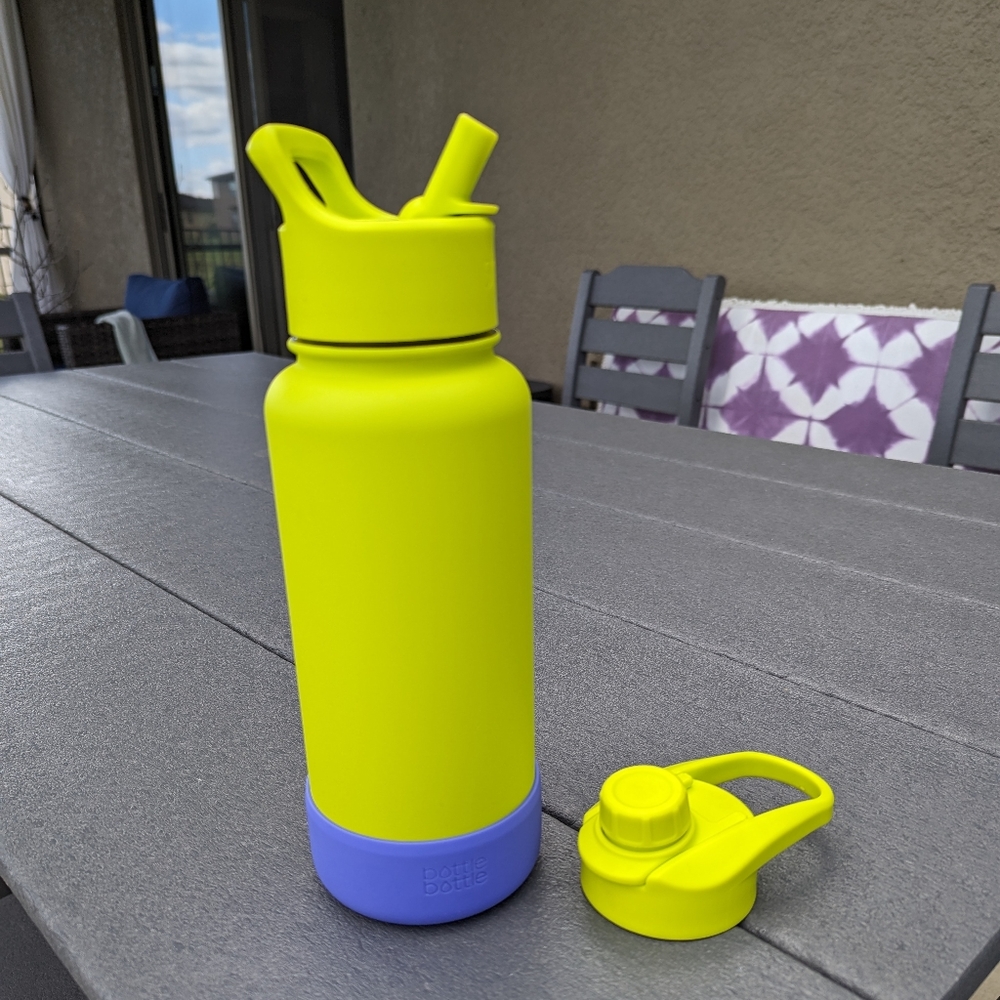 Simple Modern 32oz summit water bottle